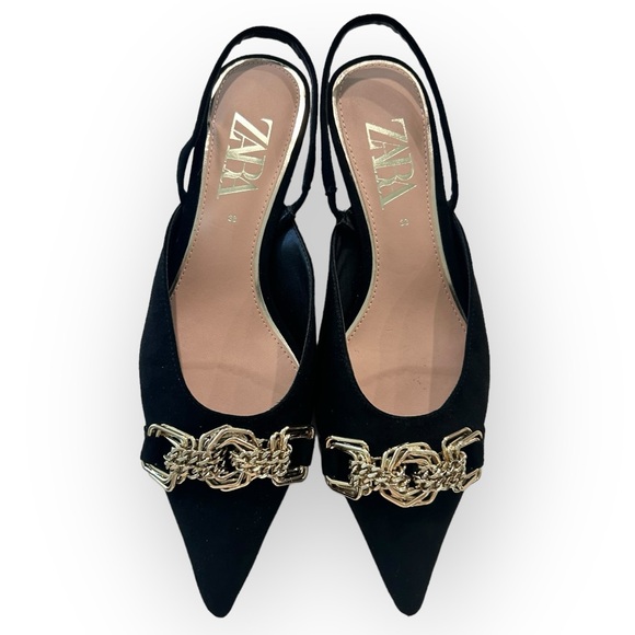 NWOT Zara Black Suede Pointy Toe Slingback Kitten Heels With Gold Chain - Picture 5 of 13